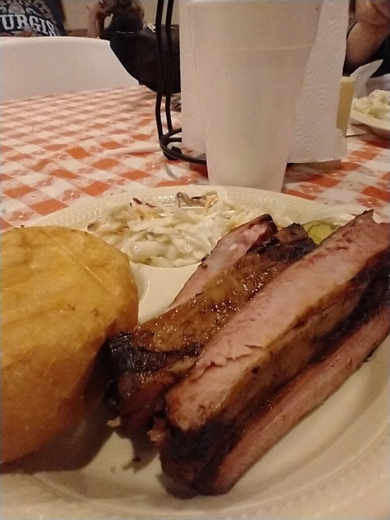 The Hickory Smoke House Leesville 6